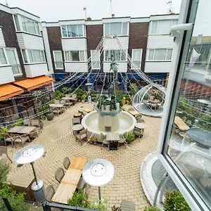 Square Townhouse Brighton
